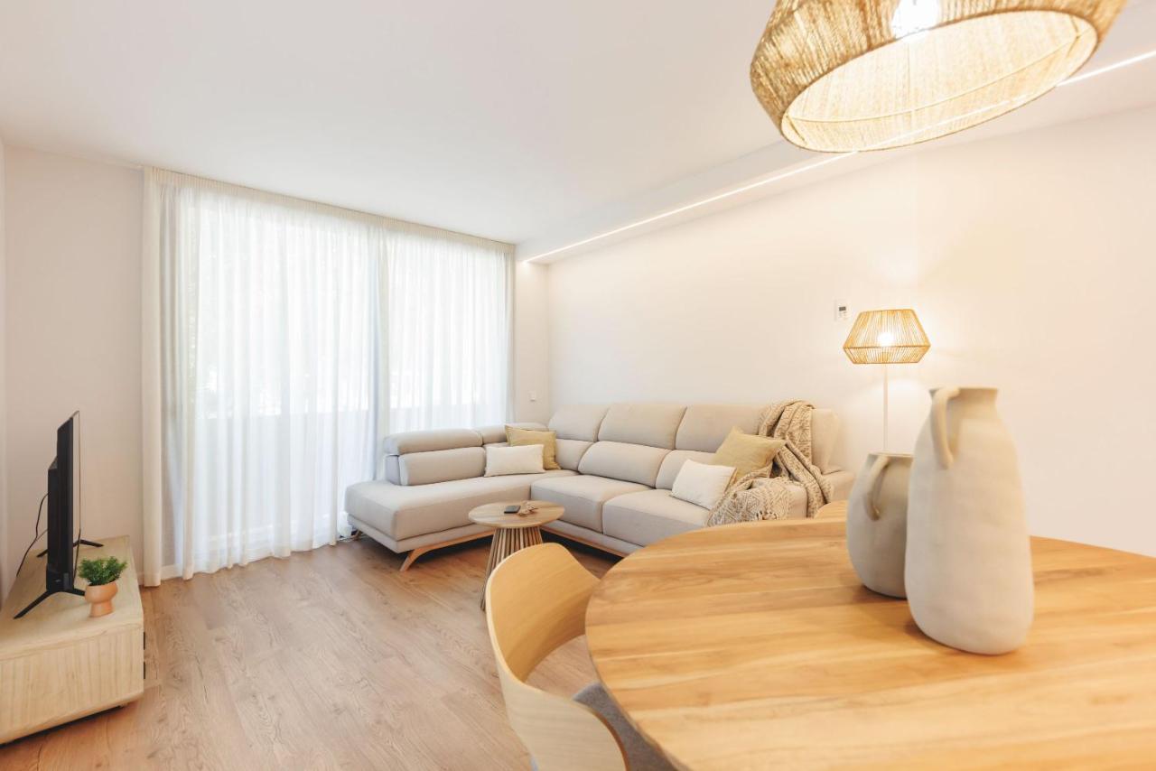 Bravissimo Devesa, 3 Bedrooms And Near The Parc Girona Ngoại thất bức ảnh